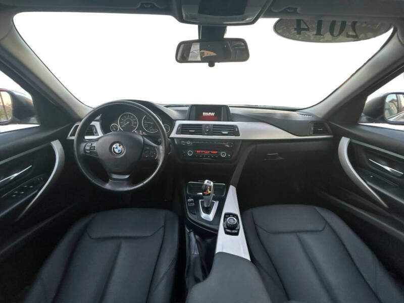 2014 BMW 3 Series 320i