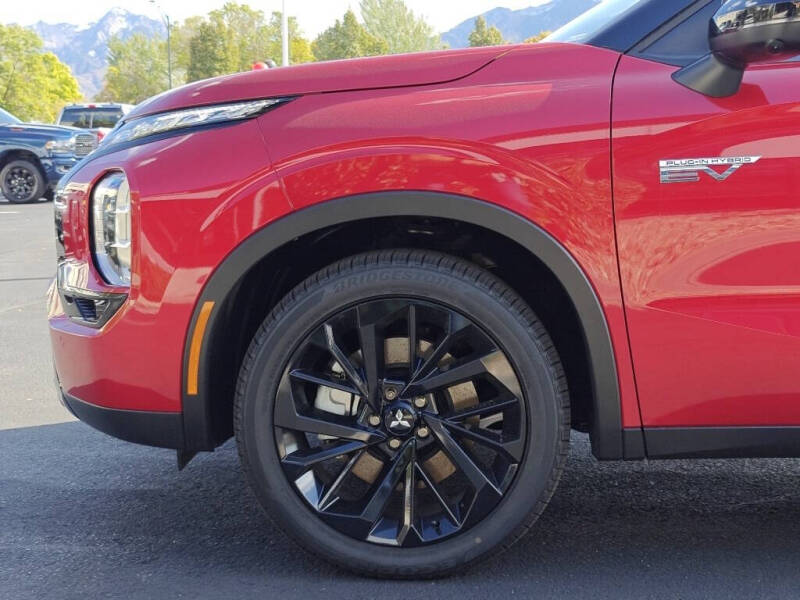 2025 Mitsubishi Outlander PHEV SEL Black Edition