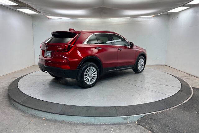 2024 Cadillac XT4 Luxury