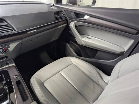 2021 Audi Q5 quattro Premium 45 TFSI