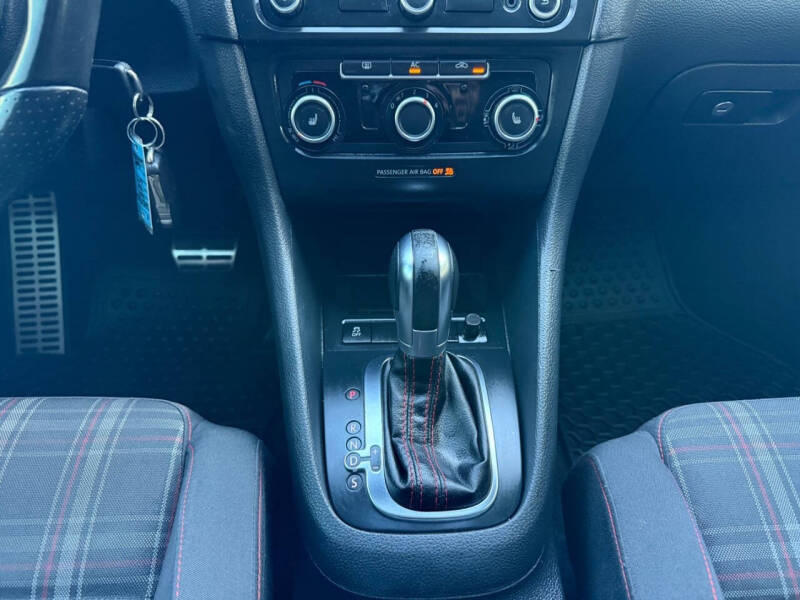 2012 Volkswagen GTI Autobahn PZEV