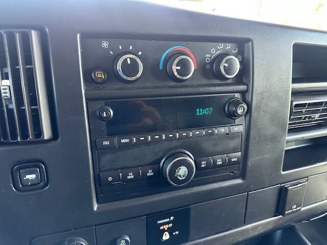 2017 Chevrolet Express 2500