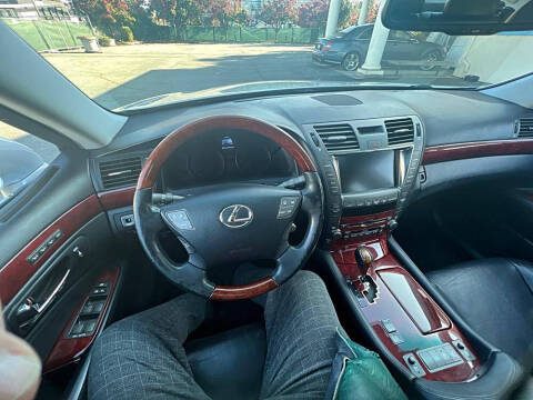 2007 Lexus LS 460