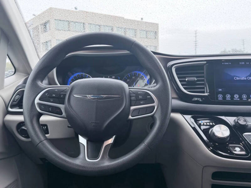 2017 Chrysler Pacifica Touring