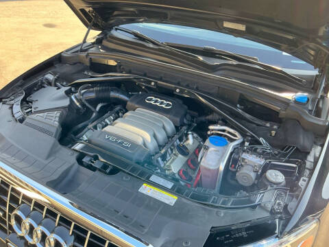 2011 Audi Q5 3.2 quattro Premium Plus