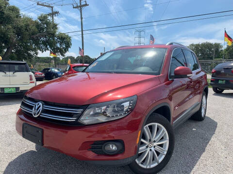 2016 Volkswagen Tiguan for sale at Das Autohaus Quality Used Cars in Clearwater FL
