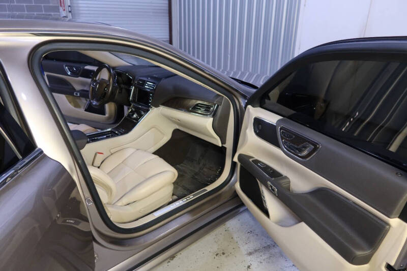 2020 Lincoln Continental Reserve