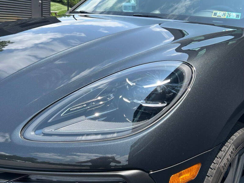 2026 Porsche Macan T