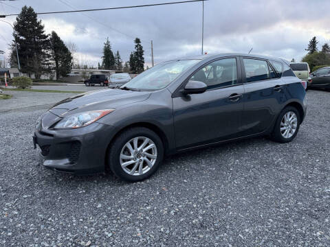 2013 Mazda MAZDA3 i Grand Touring