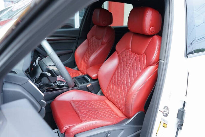 2022 Audi SQ5 3.0T quattro Premium Plus