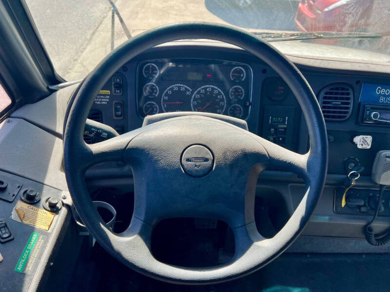 2008 Freightliner B2 Chassis