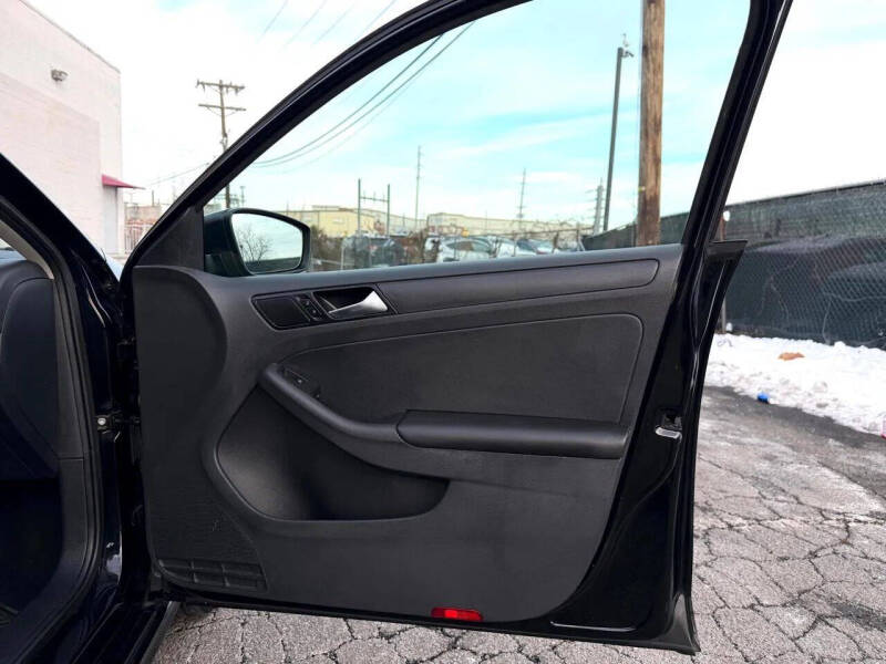 2016 Volkswagen Jetta