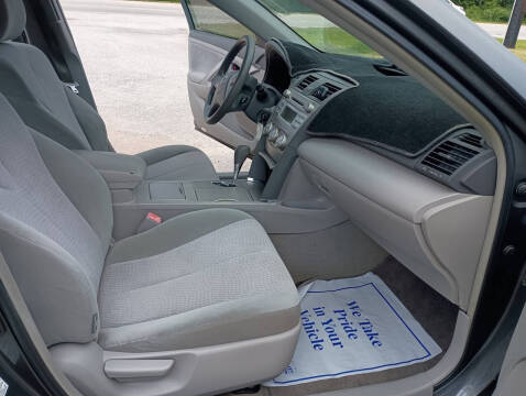 2010 Toyota Camry LE