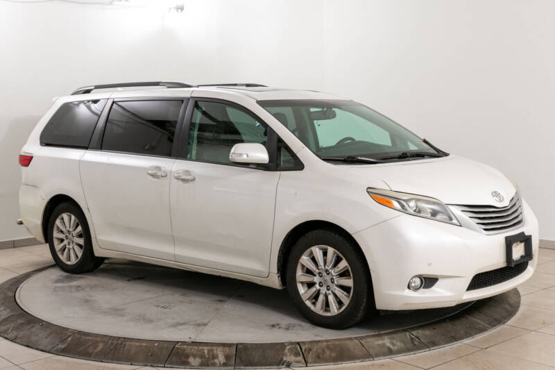2015 Toyota Sienna Limited Premium 7-Passenger