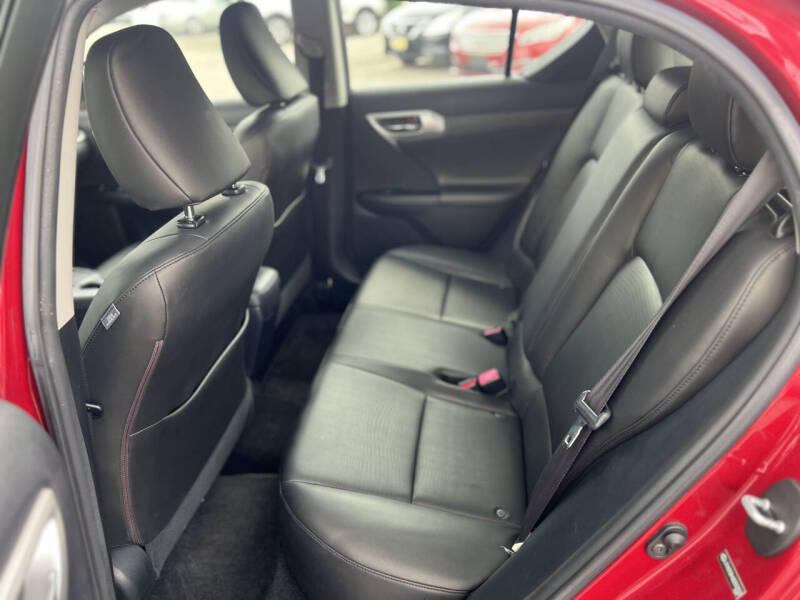 2011 Lexus CT 200h