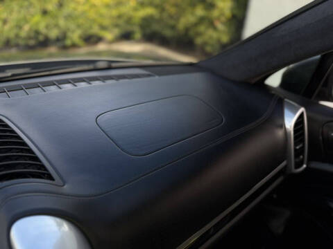 2017 Porsche Cayenne Turbo