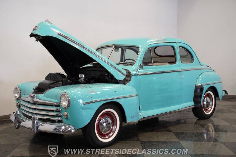 1948 Ford Deluxe