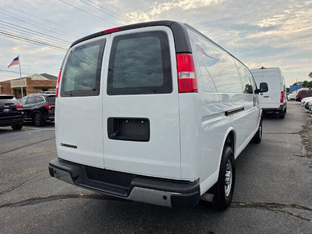 2019 Chevrolet Express 2500
