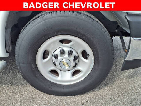 2023 Chevrolet Express 2500