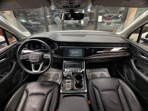 2022 Audi Q7 quattro Premium Plus 55 TFSI