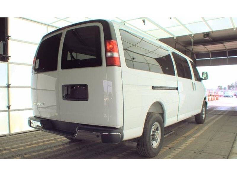 2025 Chevrolet Express LT 3500