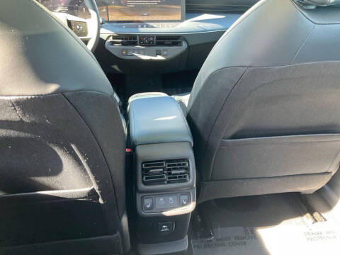 2026 Nissan LEAF Platinum+