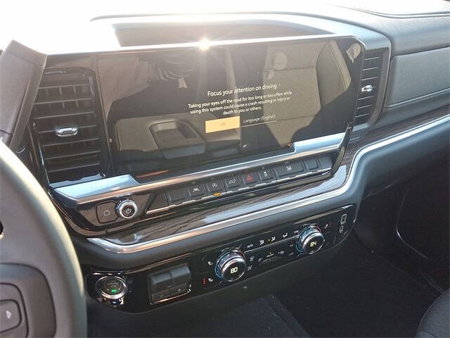 2026 GMC Sierra 1500 Elevation Standard