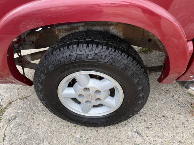 2004 Chevrolet S-10 LS