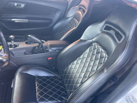 2019 Ford Mustang EcoBoost