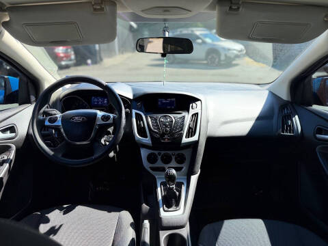 2014 Ford Focus SE