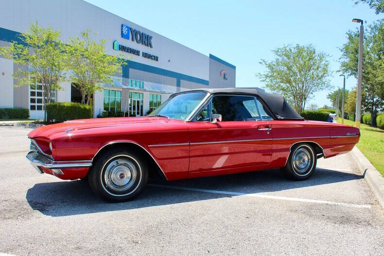 1966 Ford Thunderbird