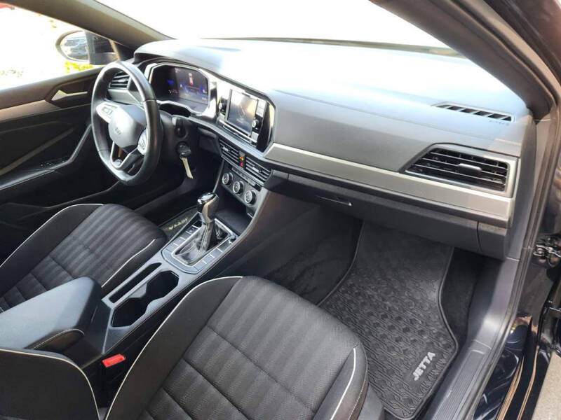 2023 Volkswagen Jetta Sport