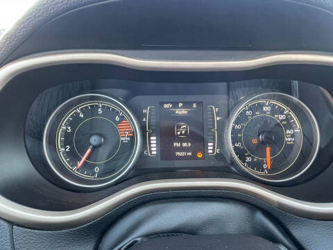 2016 Jeep Cherokee Sport Altitude