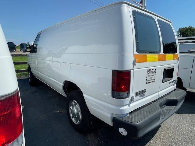 2013 Ford E-Series E-350 SD