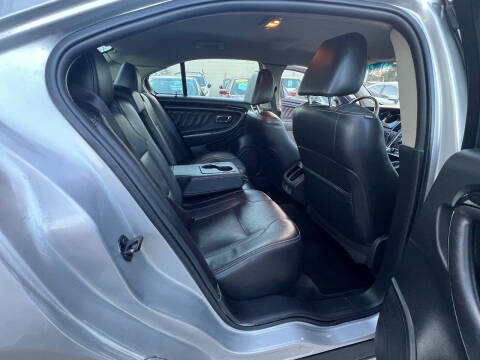 2011 Ford Taurus Limited