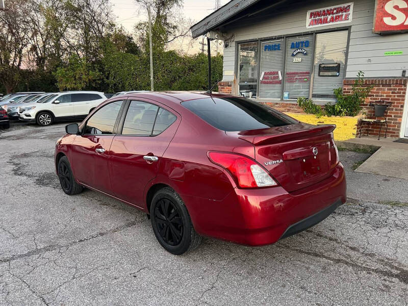 2019 Nissan Versa SV