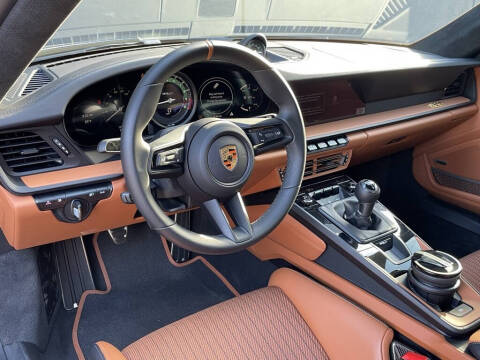 2024 Porsche 911 S/T