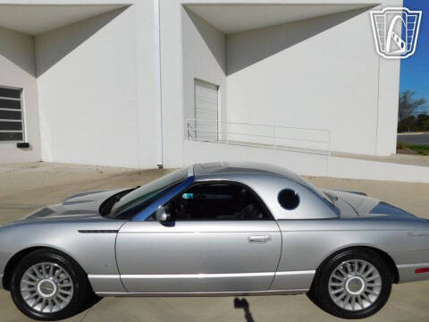 2004 Ford Thunderbird Deluxe