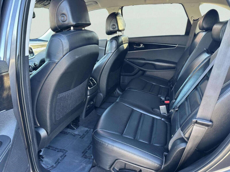 2017 Kia Sorento EX V6