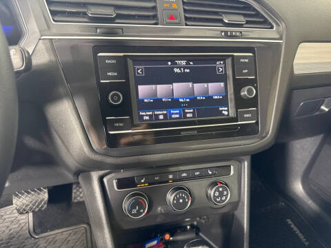 2022 Volkswagen Tiguan S