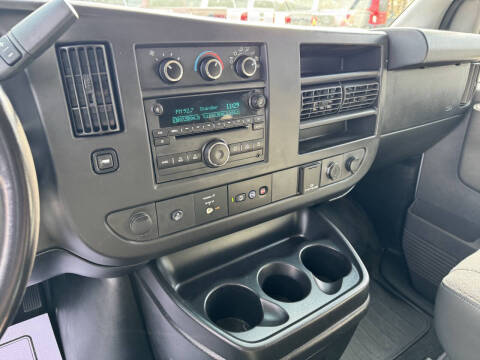 2017 Chevrolet Express LT 3500