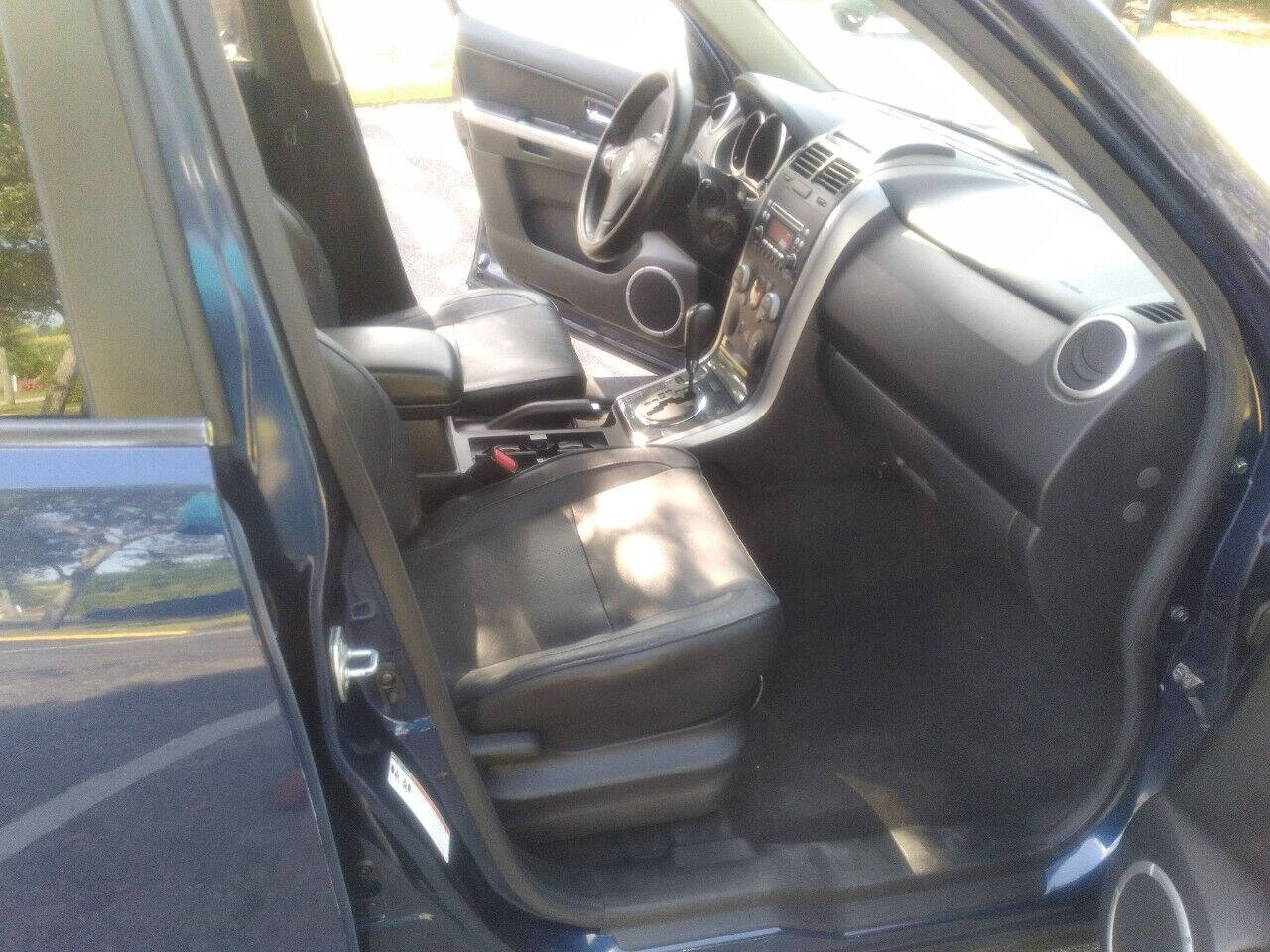 2012 Suzuki Grand Vitara  - $10,999