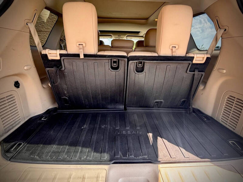 2017 Nissan Pathfinder Platinum