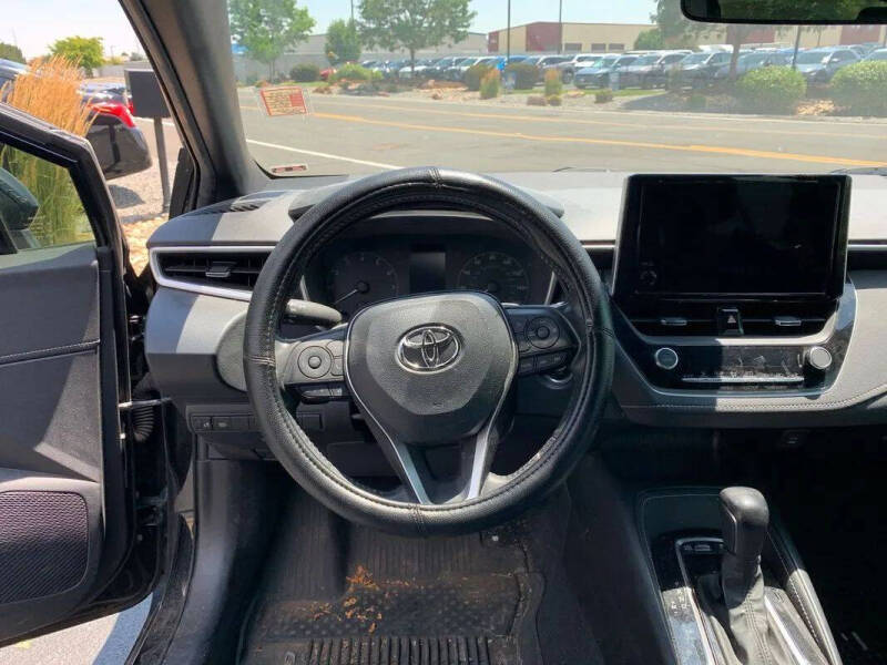 2023 Toyota Corolla Hatchback SE
