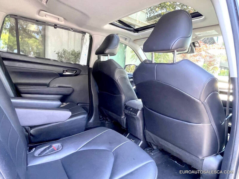 2021 Toyota Highlander XLE