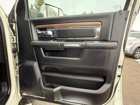 2016 RAM 3500 Laramie