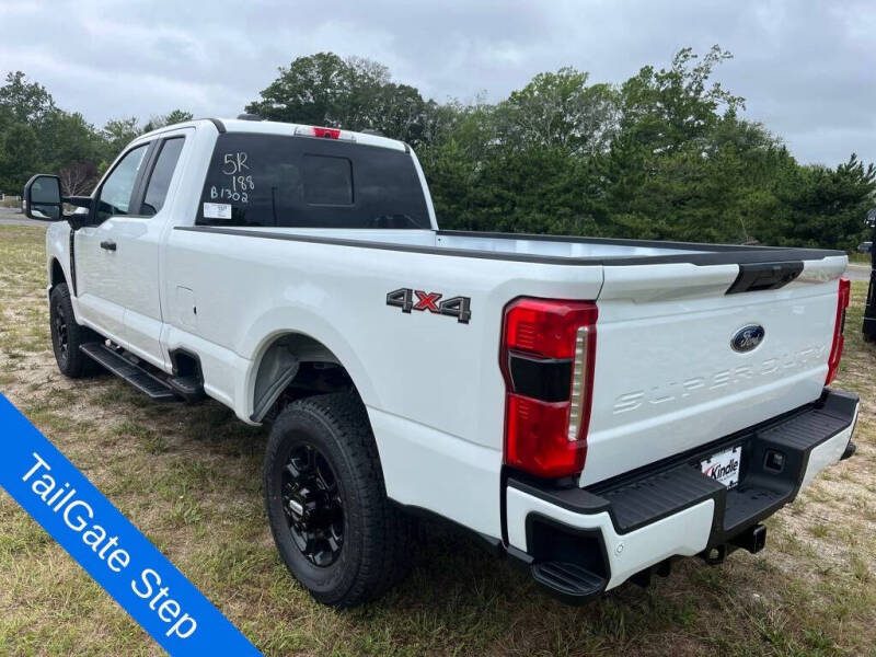 2025 Ford F-350 Super Duty XL