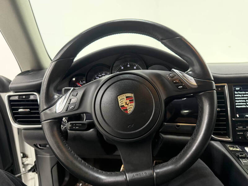2012 Porsche Panamera