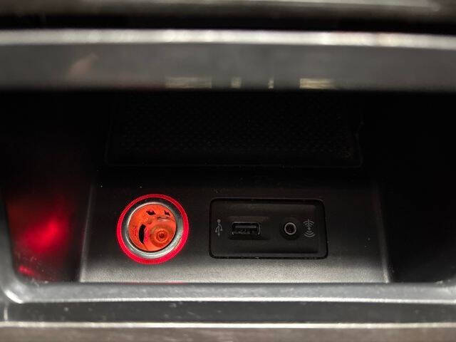 2016 Volkswagen Passat 1.8T SEL Premium