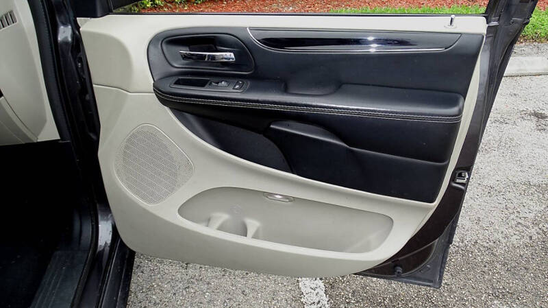 2017 Dodge Grand Caravan SXT